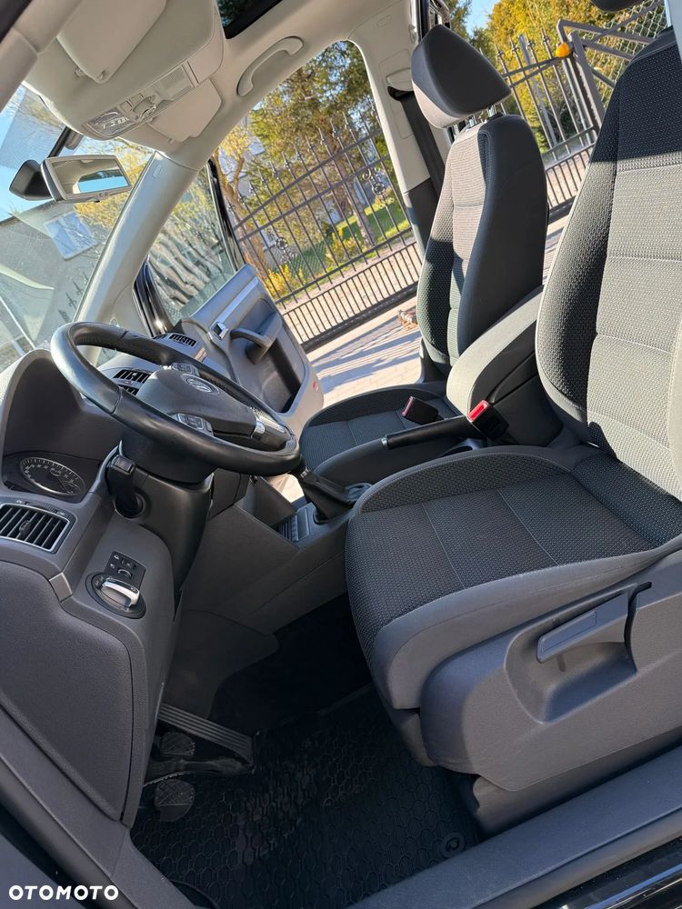 Volkswagen Touran 1.4 TSI United - 16