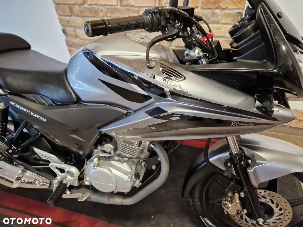 Honda CBF - 24