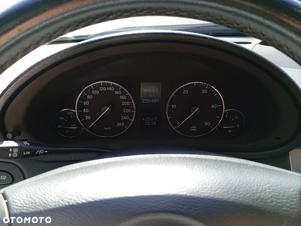 Mercedes-Benz Klasa C 220 CDI Elegance - 7