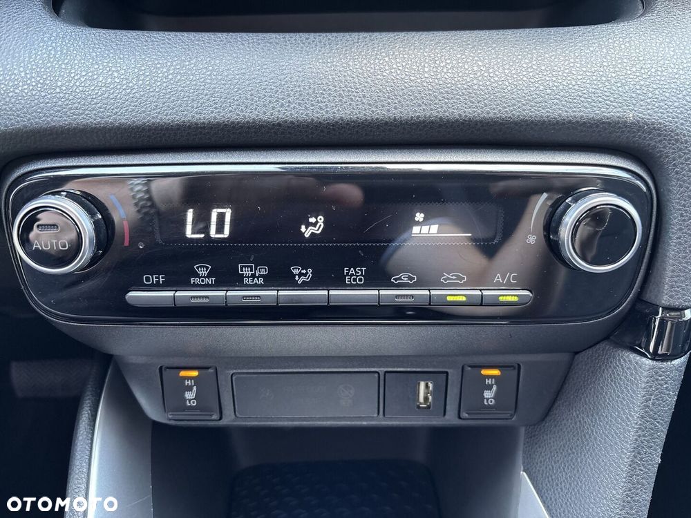 Toyota Yaris - 19