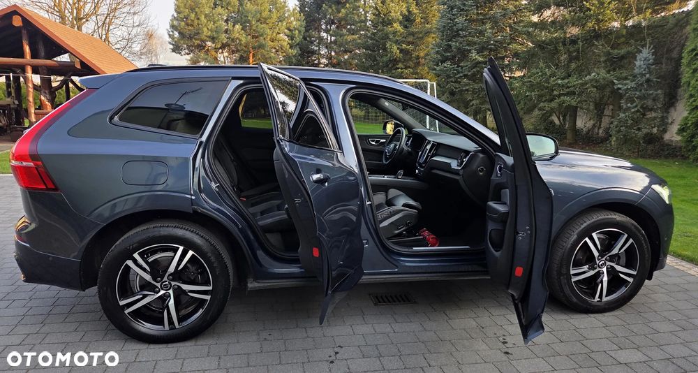 Volvo XC 60 B4 D Ultimate Dark - 18