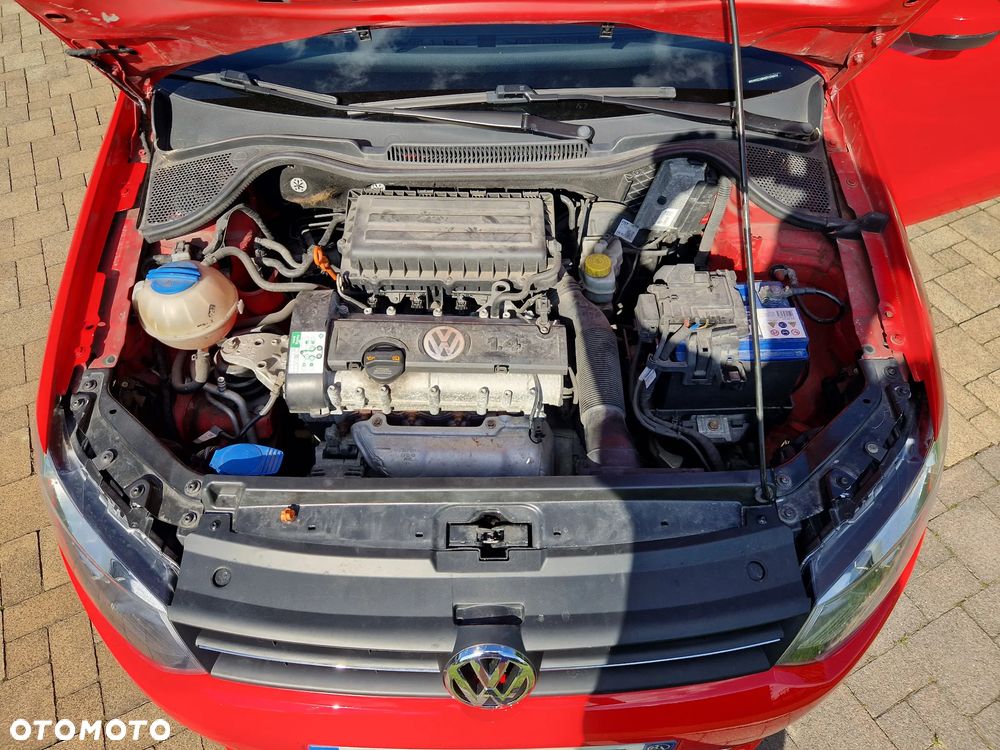 Volkswagen Polo 1.4 16V Highline - 16