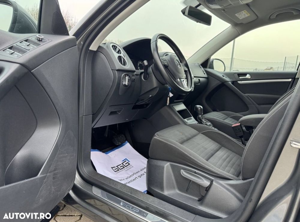 Volkswagen Tiguan 2.0 TDI DPF 4Motion BlueMotion Technology DSG Sport & Style - 11