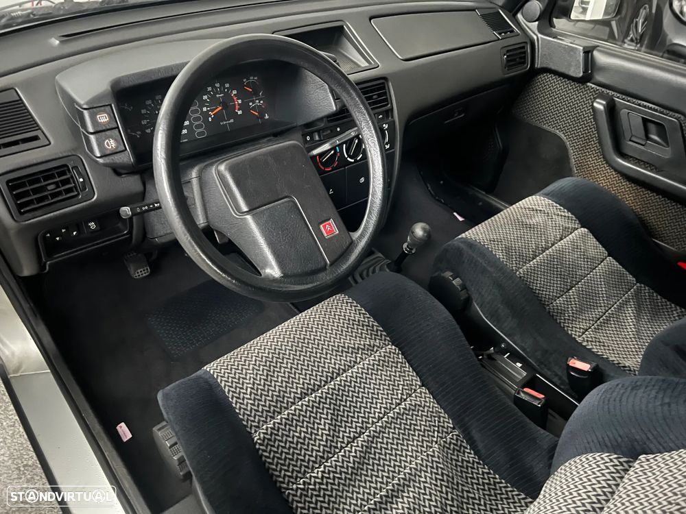 Citroën BX 19 GTI - 11