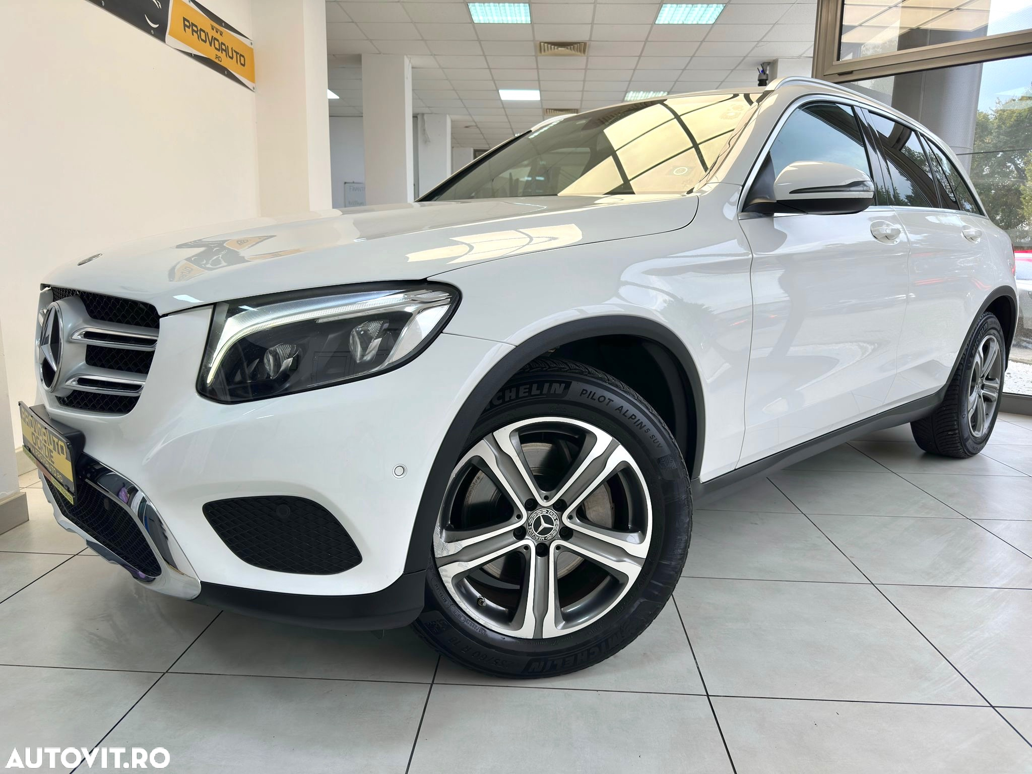 Mercedes-Benz GLC 220 d 4Matic 9G-TRONIC - 2