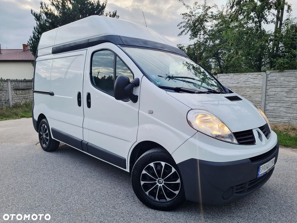 Renault Trafic - 1