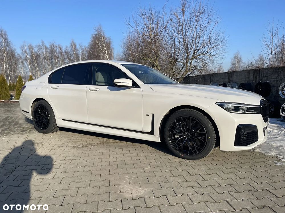 BMW Seria 7 750i xDrive - 4