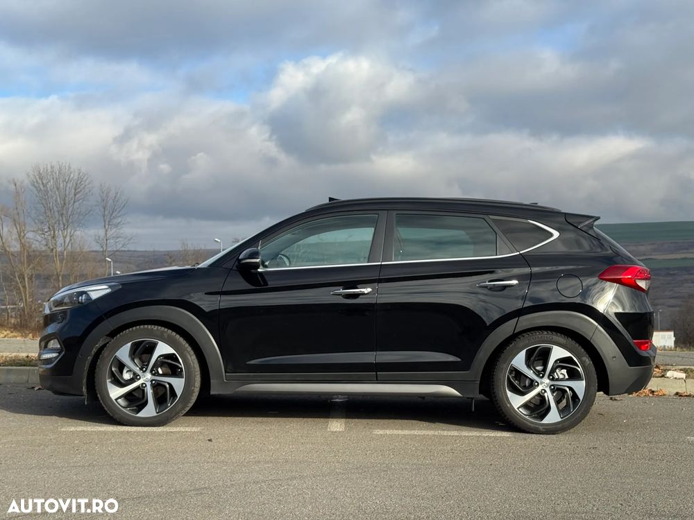 Hyundai Tucson 2.0 CRDI 4WD 6AT Luxury+ - 23