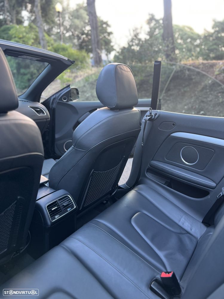 Audi A5 Cabrio 2.0 TDi quattro S-line - 28