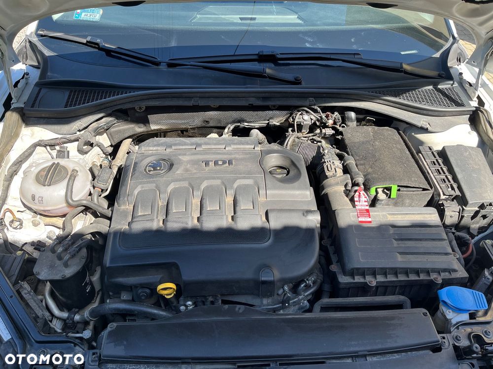 Skoda Superb 1.6 TDI Ambition DSG - 12