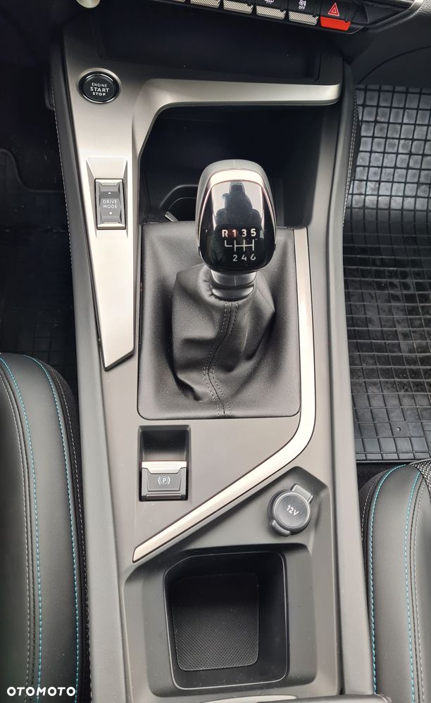 Peugeot 308 1.2 PureTech Allure Pack S&S - 11