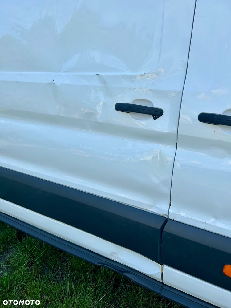 Ford Transit - 23