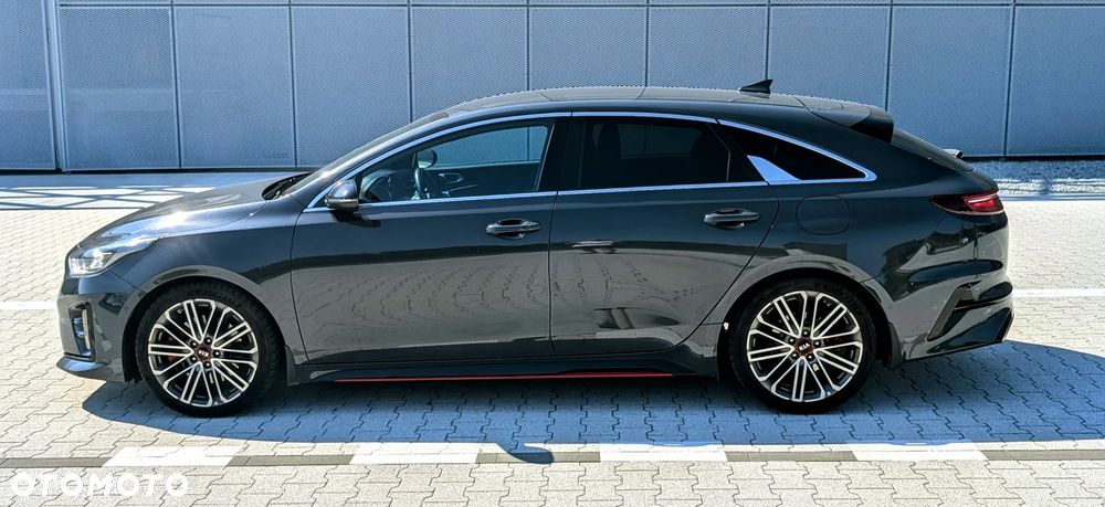 Kia ProCeed - 6