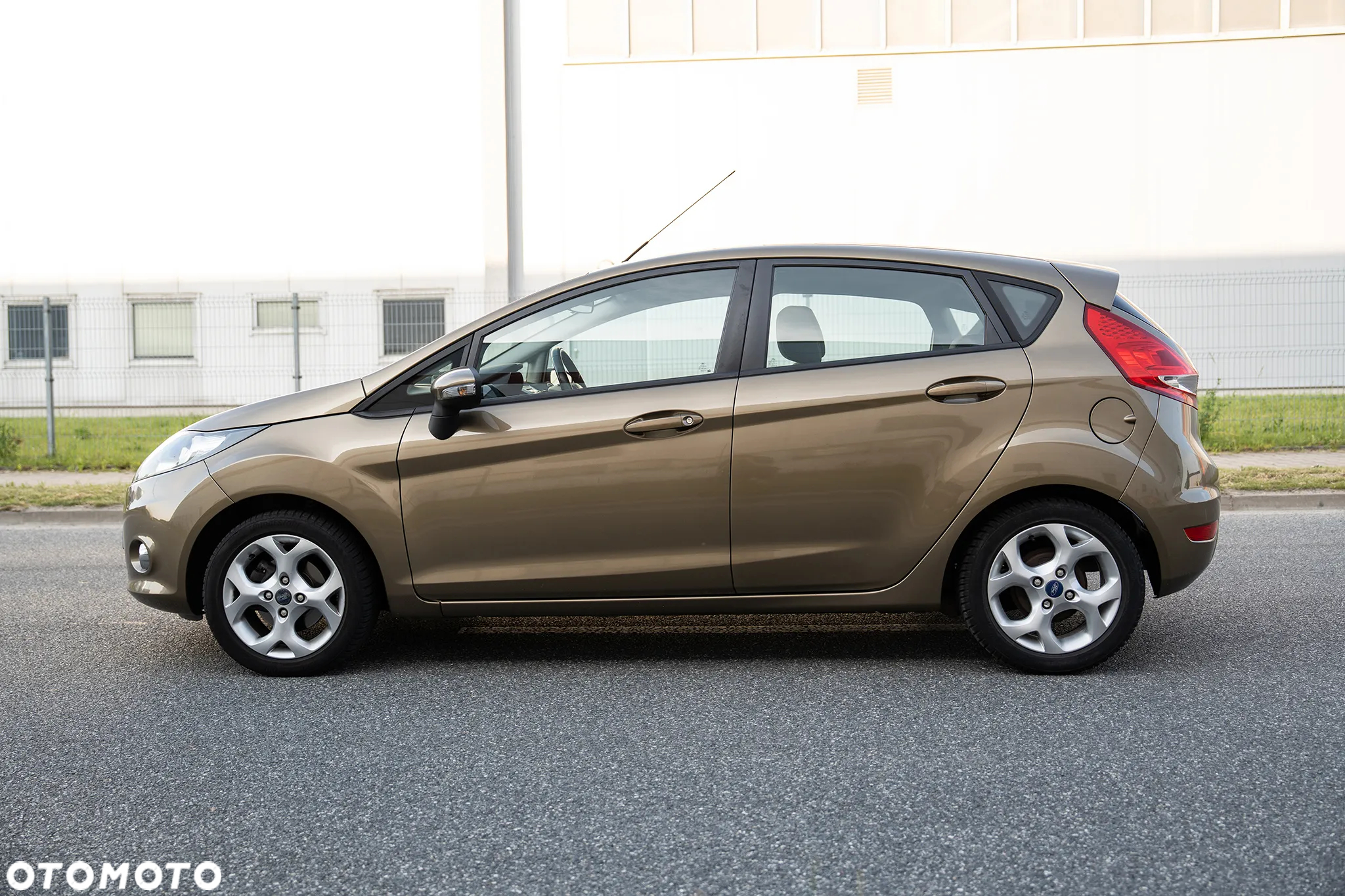 Ford Fiesta 1.4 Trend - 6