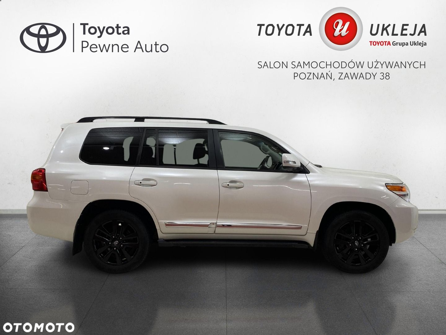 Toyota Land Cruiser - 4