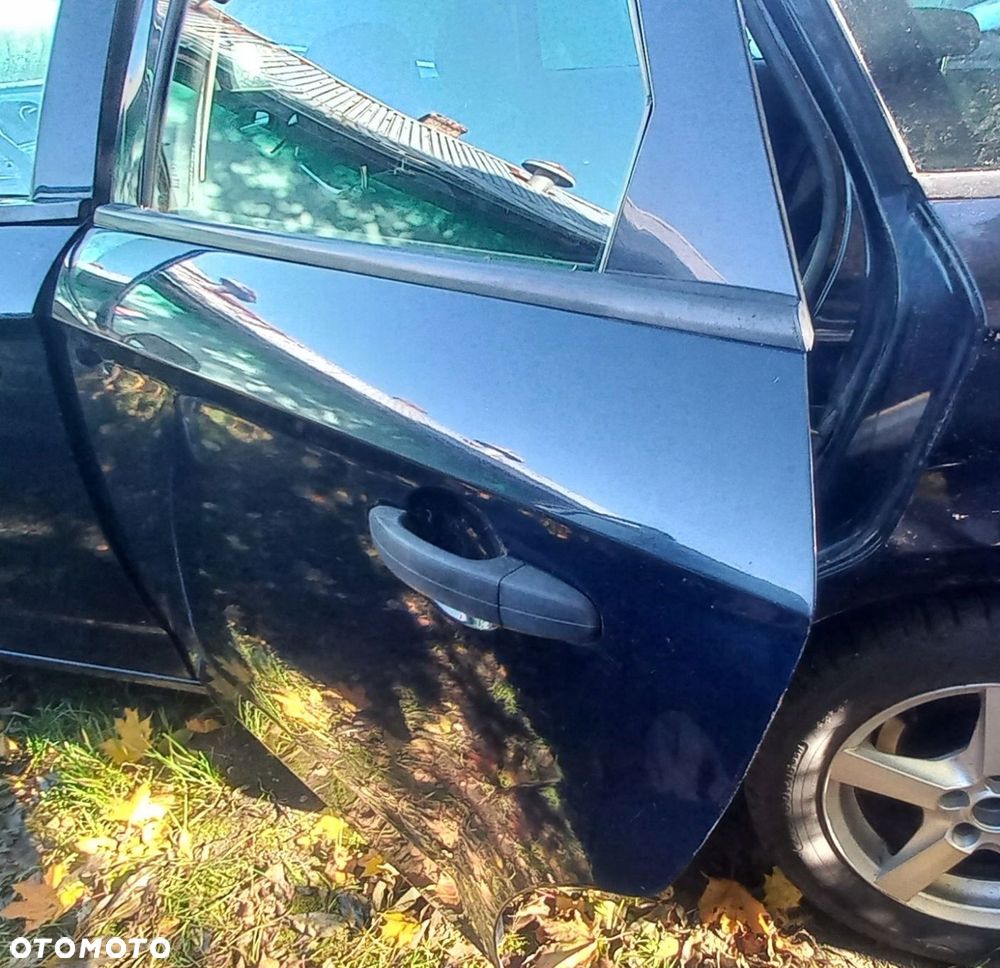 DRZWI TYLNE LEWE FORD MONDEO KOMBI MK IV V 6 - 2