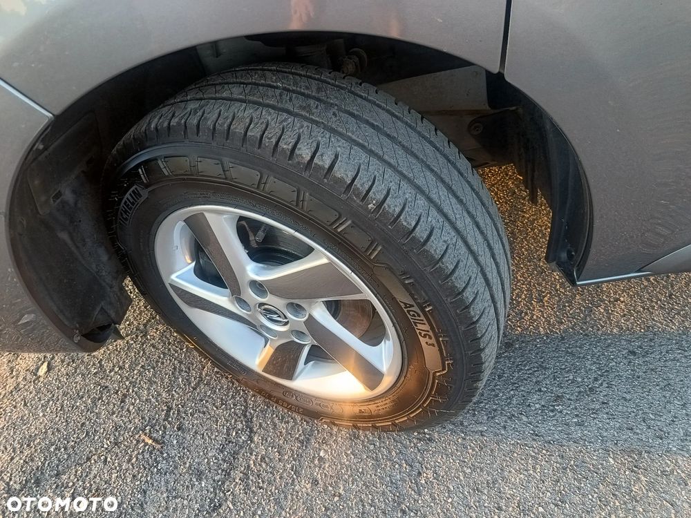 Opel Vivaro L2H1 2,9t Edition Premium - 14