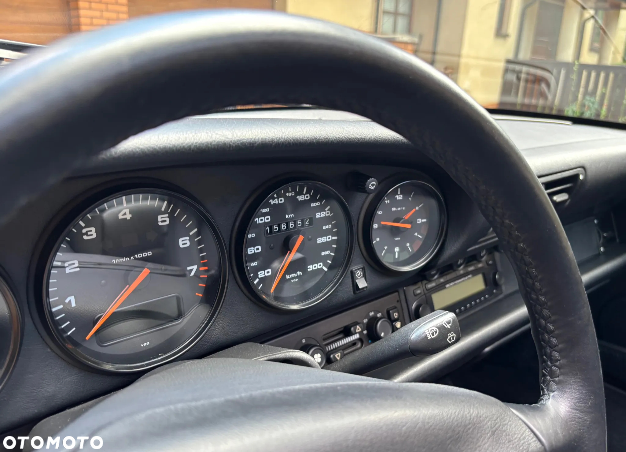 Porsche 911 Carrera 4 - 9