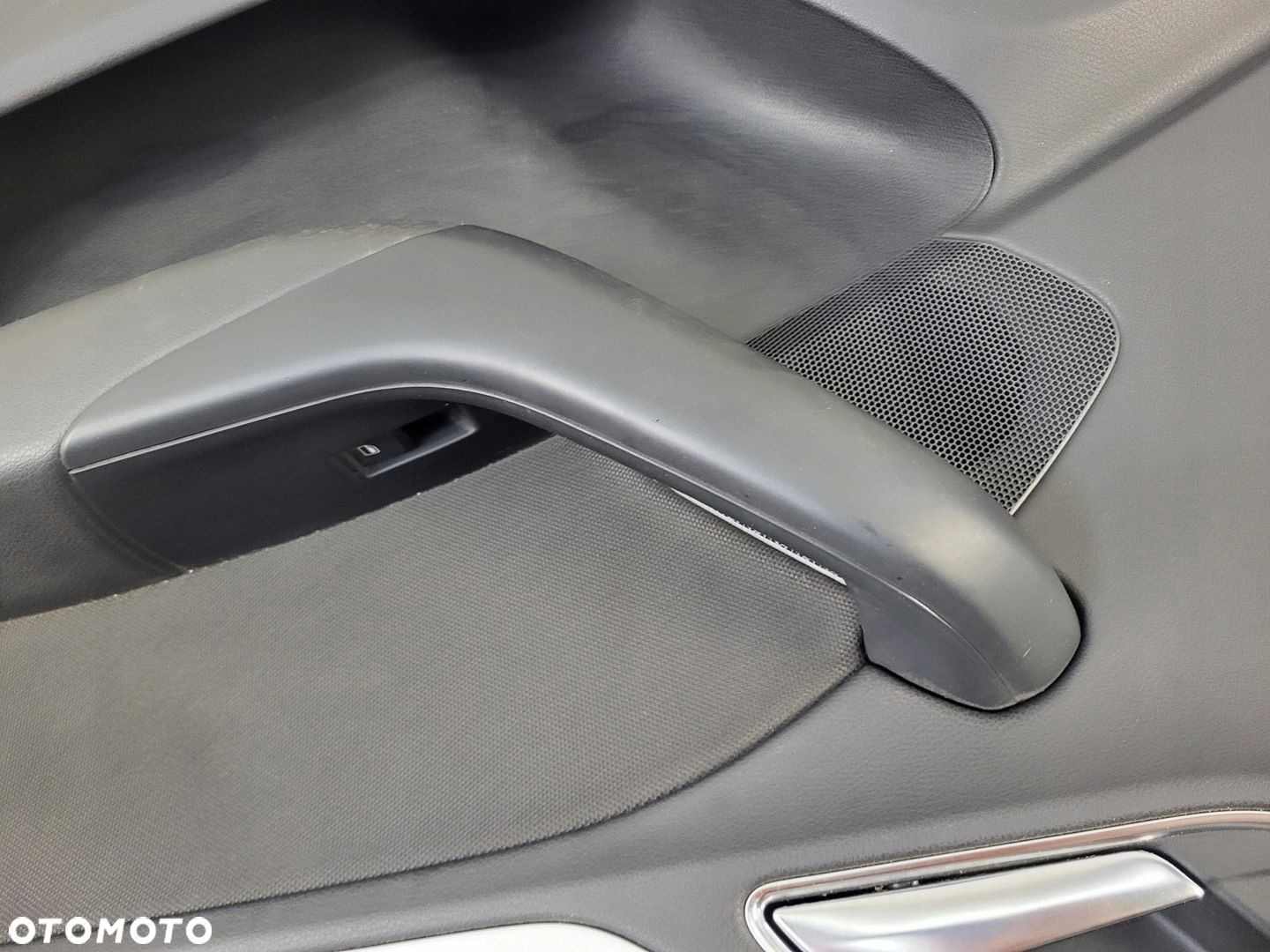 AUDI Q3 8U LIFT BOCZEK DRZWI PRAWY PRZÓD TAPICERKA PRAWA PRZEDNIA - 8