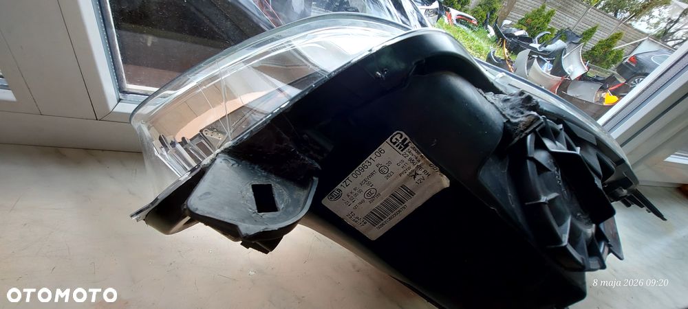 Opel Insignia A 08- Reflektor Przód Przedni Prawy  Bixenon Skrętny - 6