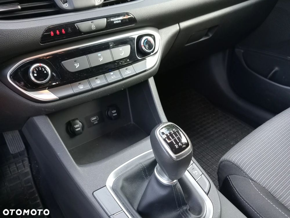 Hyundai i30 1.0 T-GDI Modern - 18