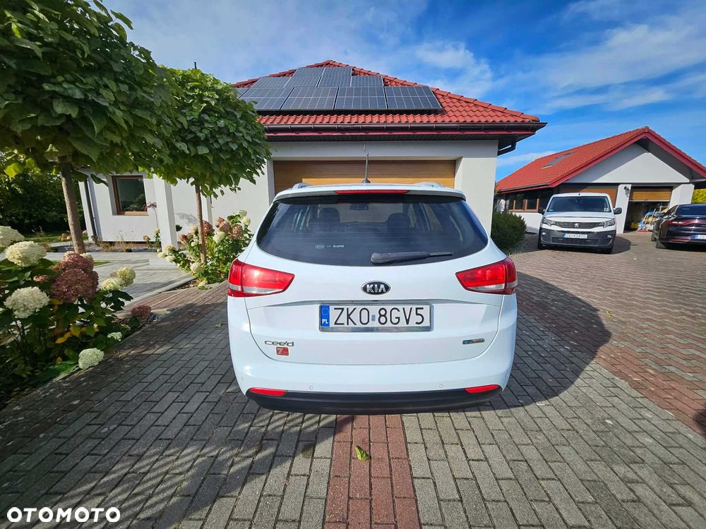 Kia Ceed - 3