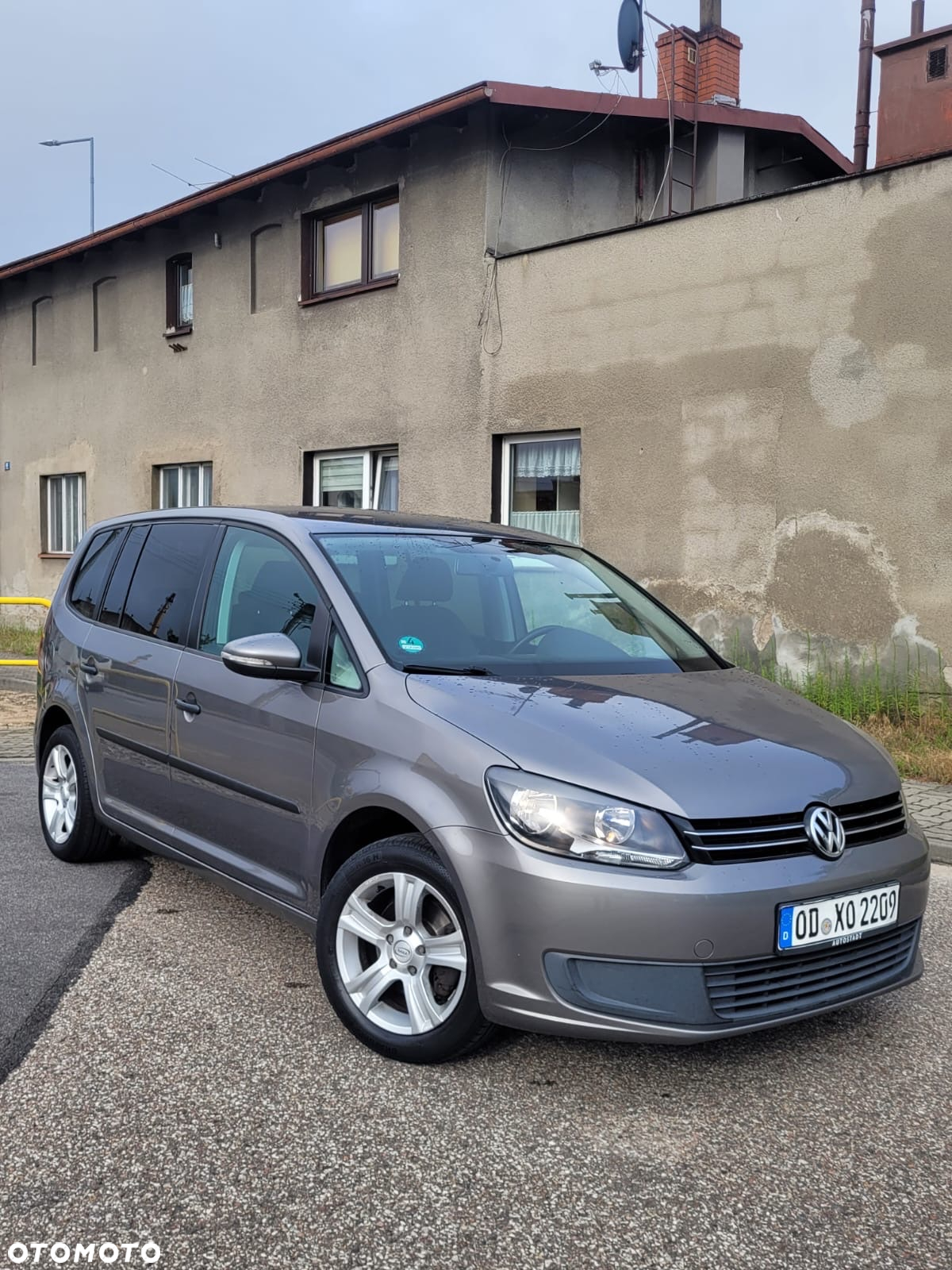 Volkswagen Touran 1.2 TSI BlueMot Comfortline - 2