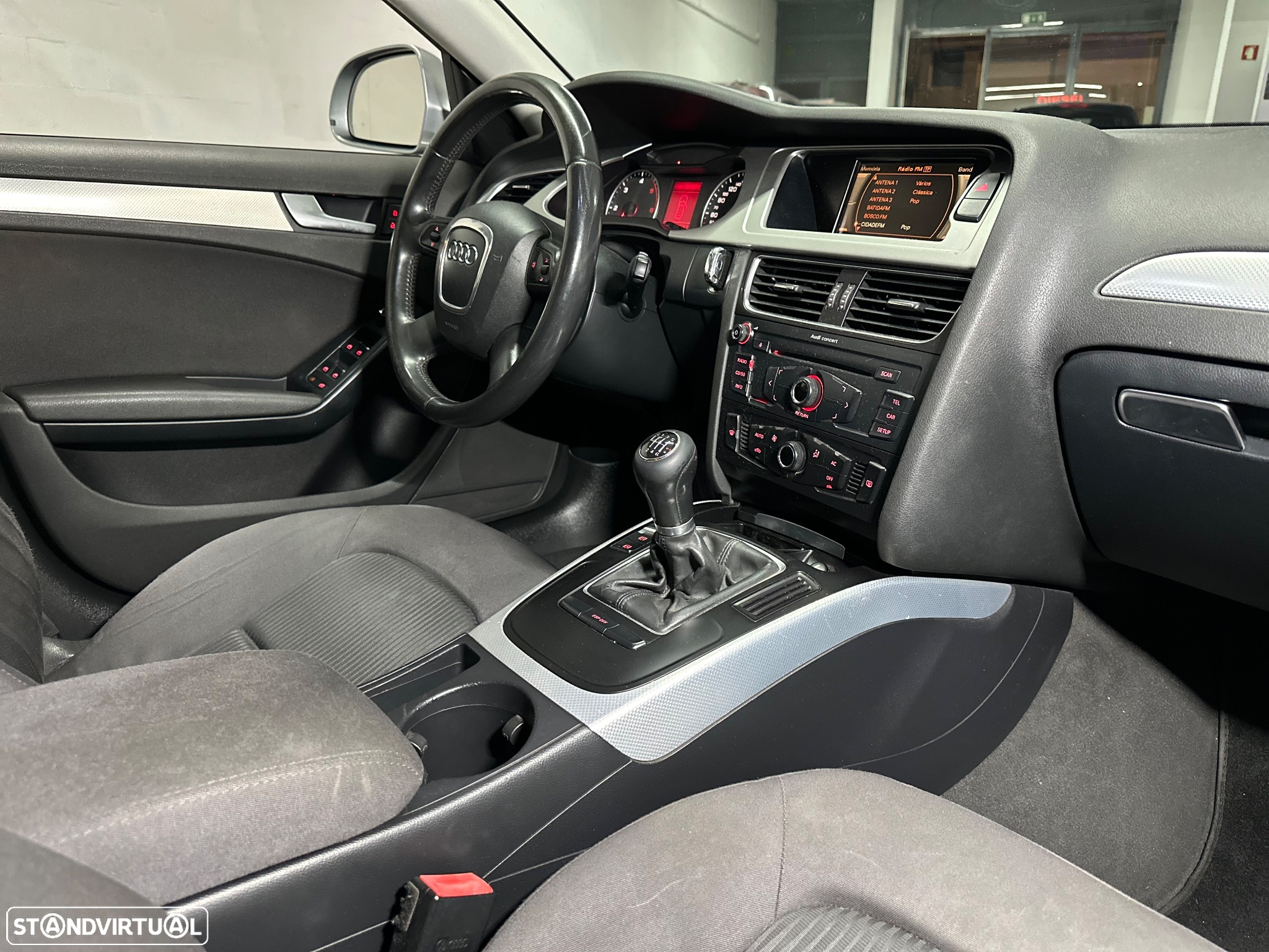 Audi A4 Avant 2.0 TDI Sport - 14