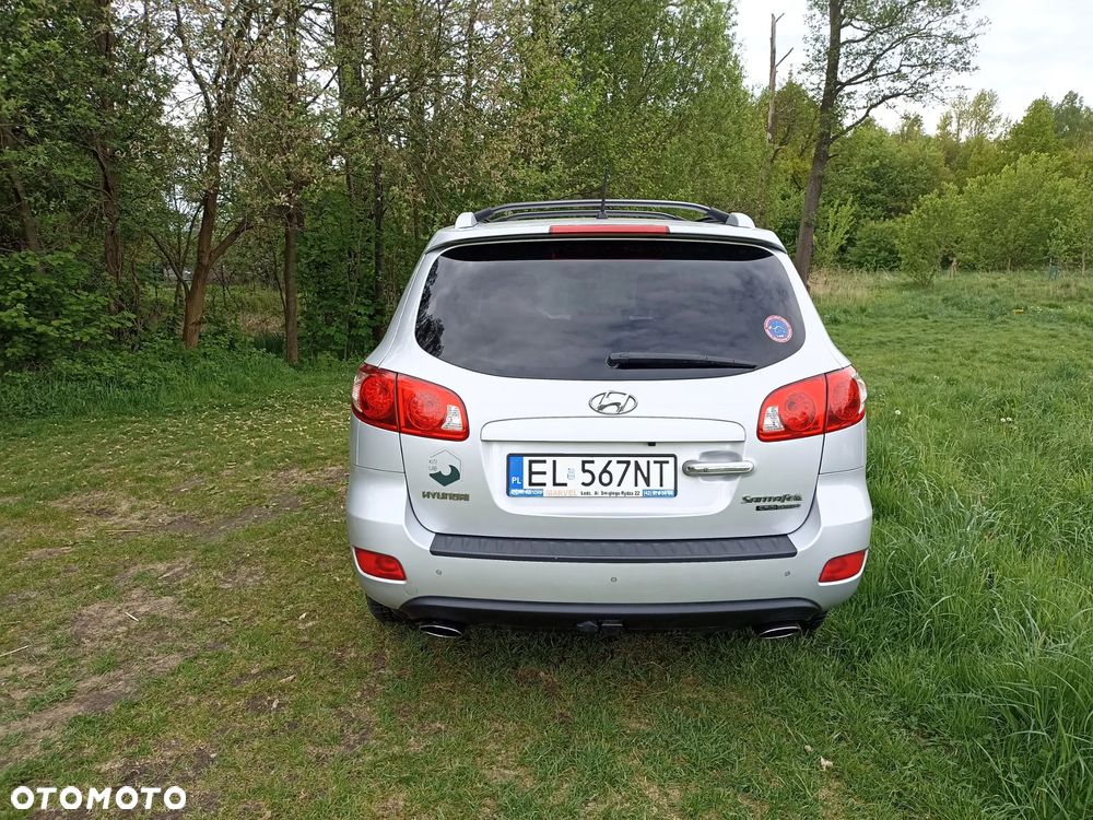 Hyundai Santa Fe - 3