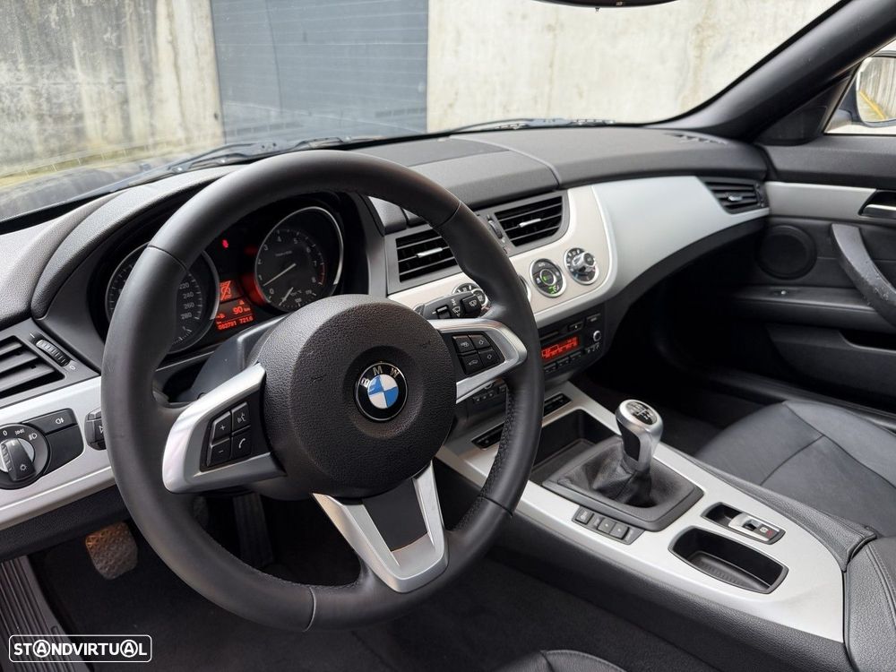BMW Z4 20 i Pack M - 14
