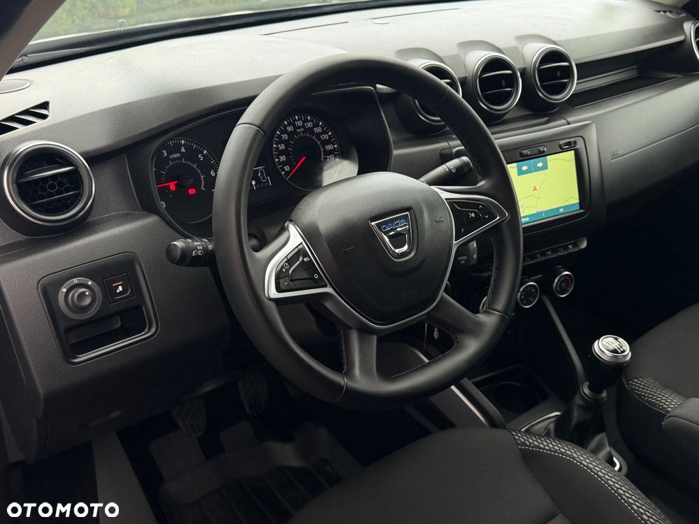 Dacia Duster SCe 115 4x4 Prestige - 28
