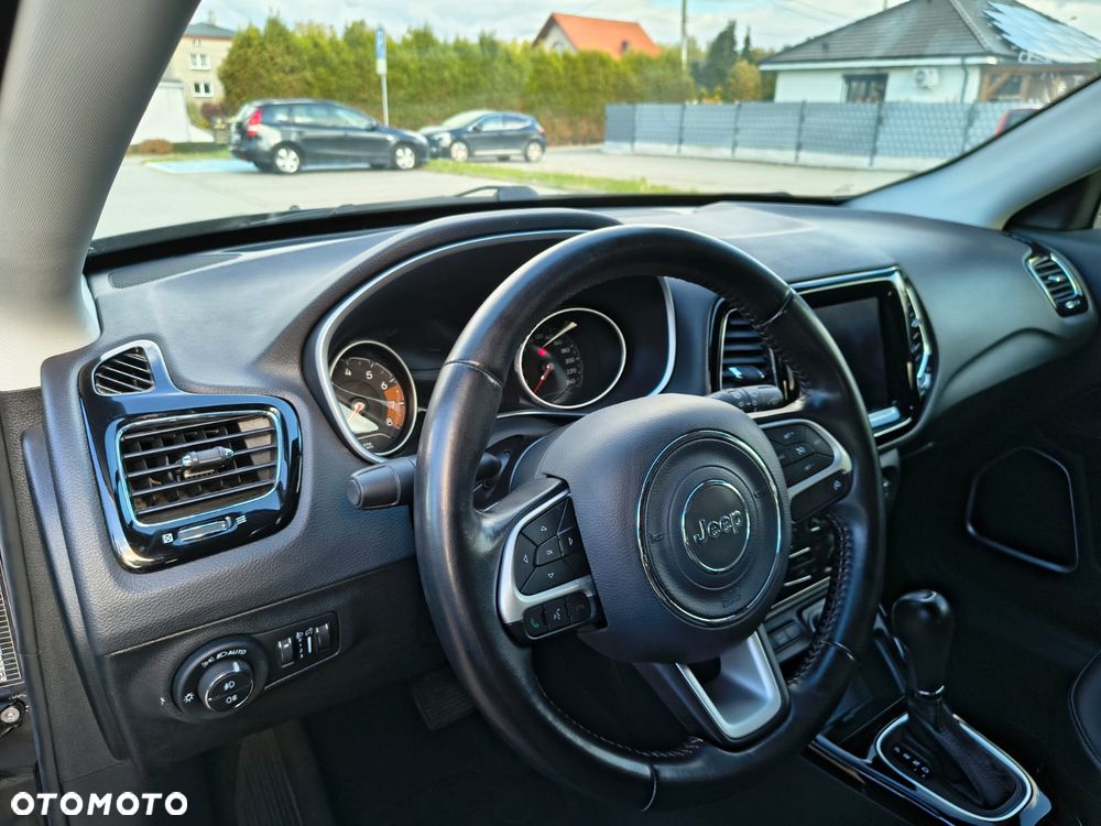 Jeep Compass 1.3 T-GDI I4 Automatik Limited - 35