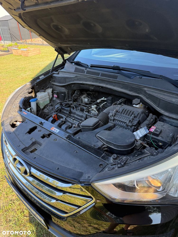 Hyundai Santa Fe 2.4 Sport Utility 2WD - 17