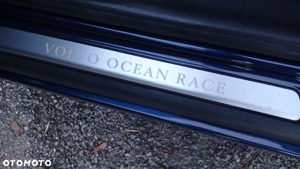 Volvo V70 D4 Ocean Race - 33