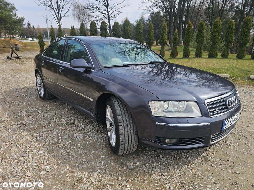 Audi A8 4.2 Quattro - 7