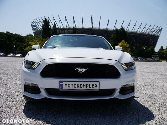 Ford Mustang 3.7 V6 Premium - 19