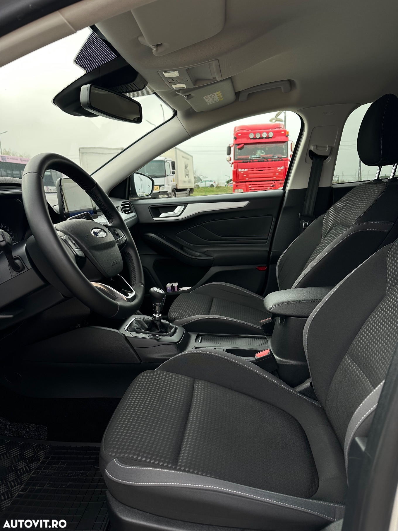Ford Focus - 6