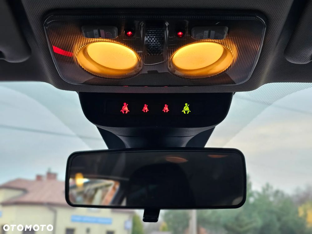 Peugeot 308 2.0 HDi Premium - 18