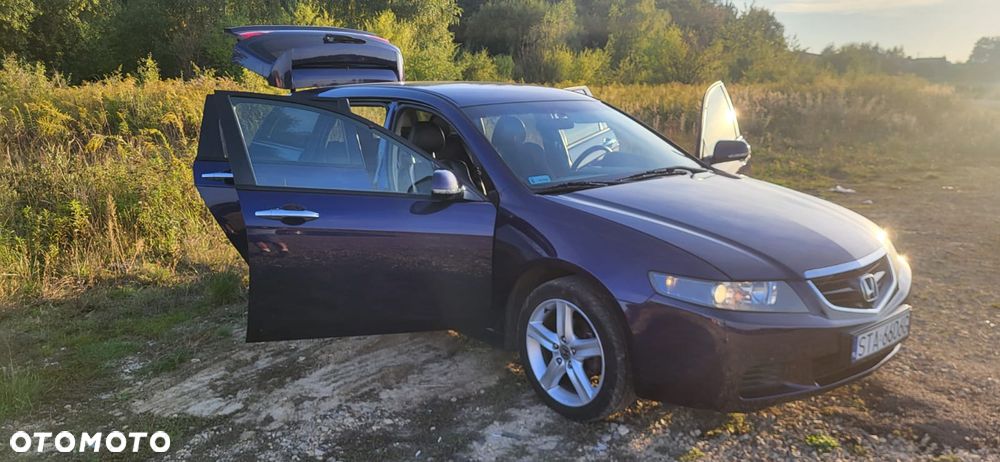 Honda Accord 2.0 Comfort - 11