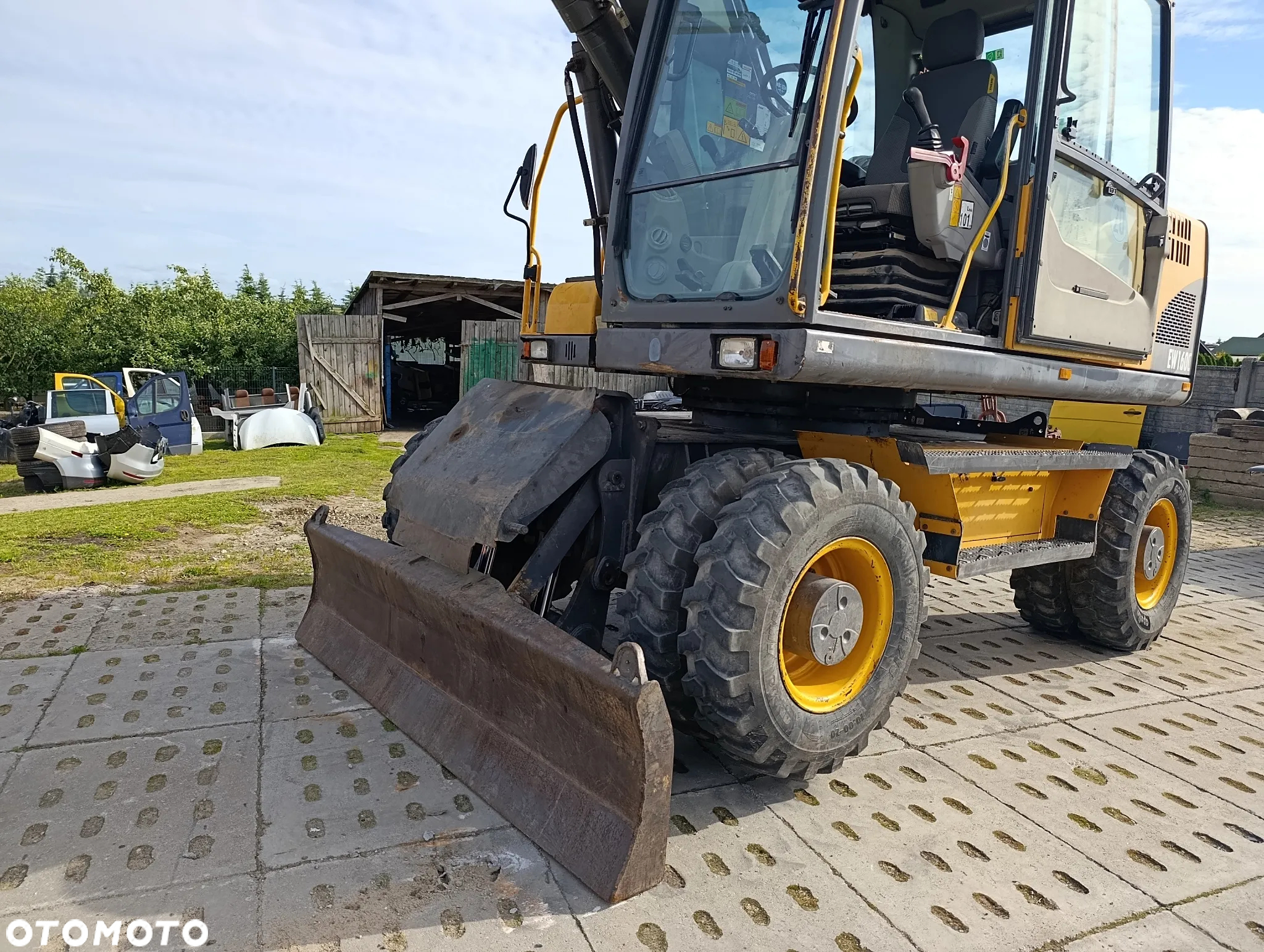 Volvo EW160C - 11