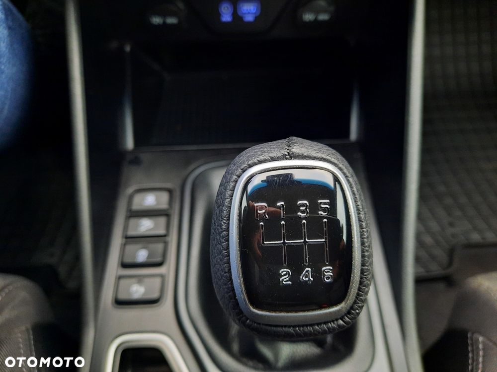 Hyundai Tucson 1.6 GDI BlueDrive Comfort 2WD - 36