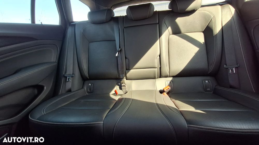 Opel Insignia 2.0 Automatik Business Innovation - 8