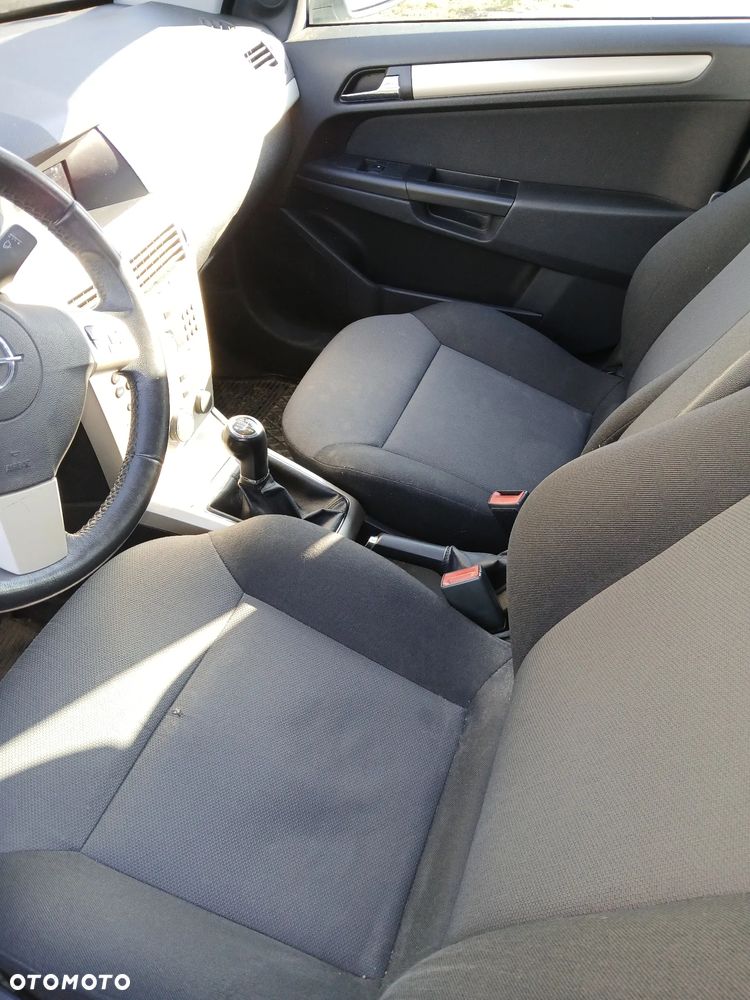 Opel Astra 1.4 Essentia - 6