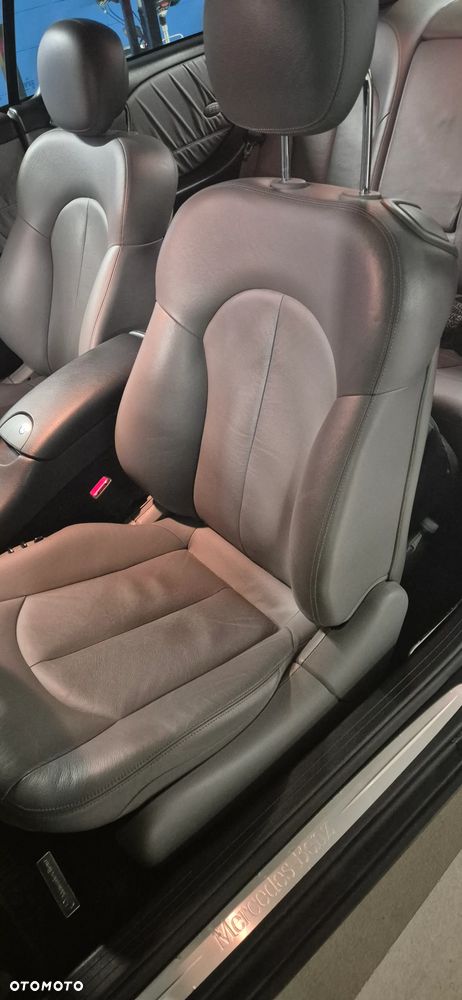 Mercedes-Benz CLK 280 7G-TRONIC Avantgarde - 25