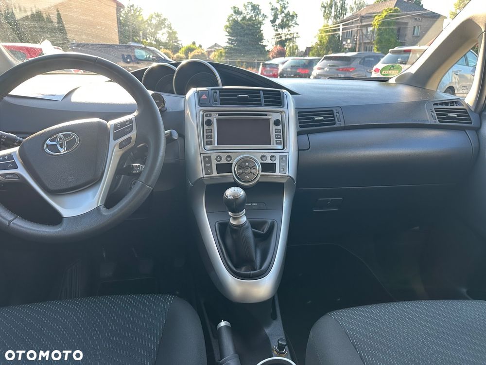 Toyota Verso 1.8 5-Sitzer Skyview Edition - 8