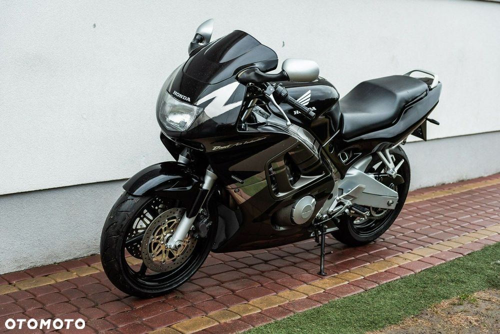Honda CBR - 8