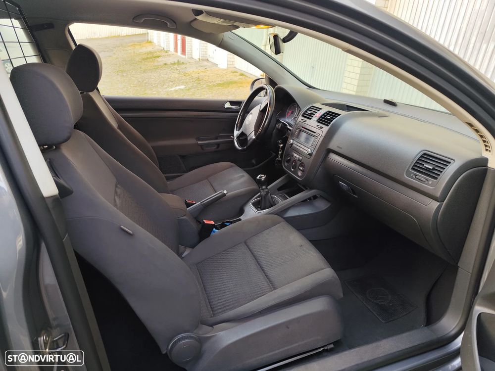 VW Golf 1.9 TDi Confortline - 11