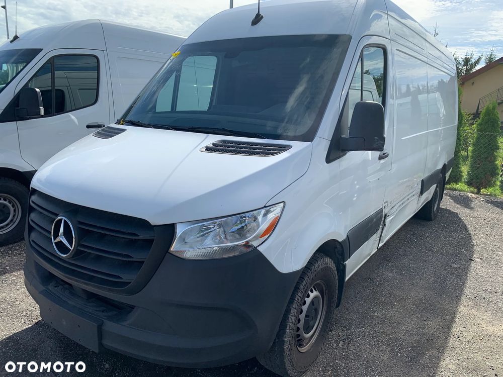 Mercedes-Benz Sprinter 2024 photo 3