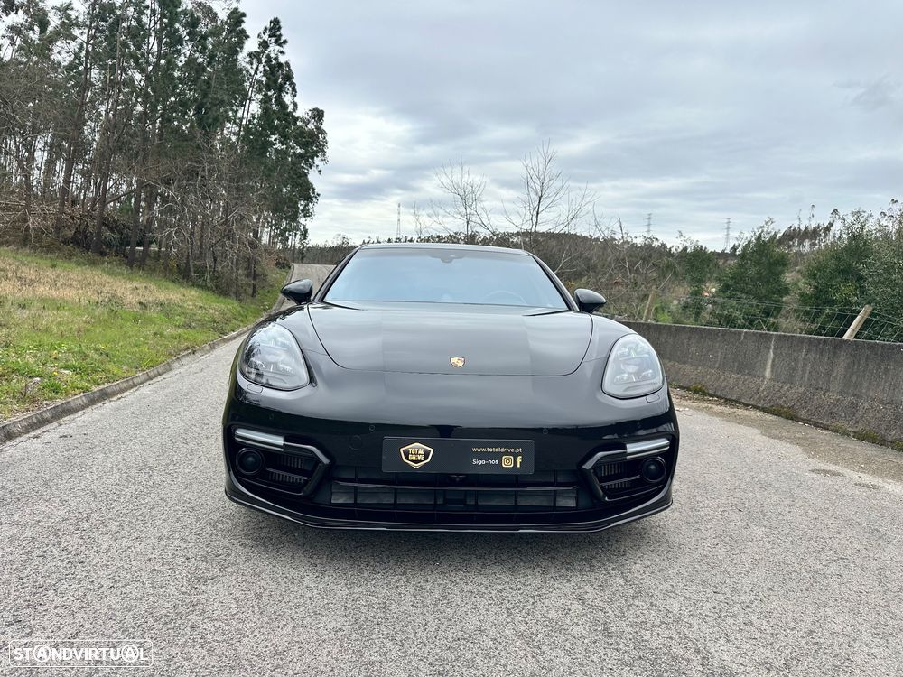 Porsche Panamera Sport Turismo - 10