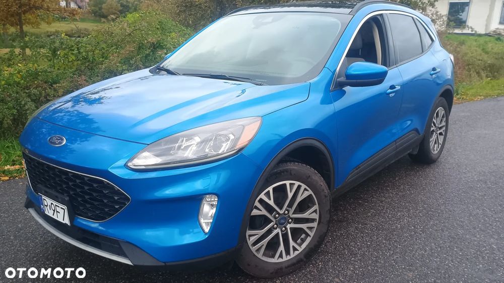 Ford Escape 2.0 EcoBoost AWD Titanium - 6